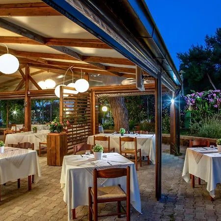 منتزه العطل Parco Della Gallinara 4*