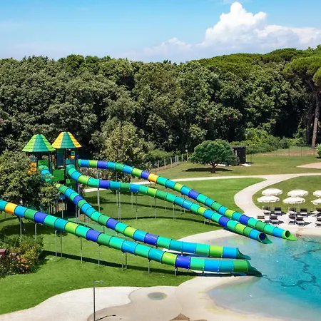 Parco Della Gallinara منتزه العطل 4*