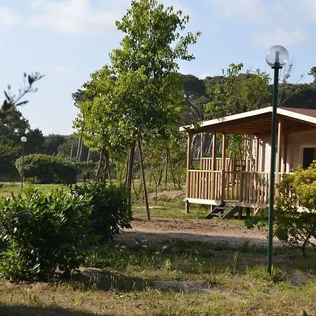 Parco Della Gallinara منتزه العطل 4*