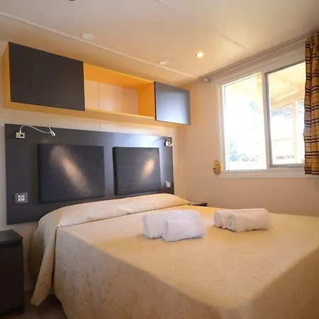 Parco Della Gallinara 4*