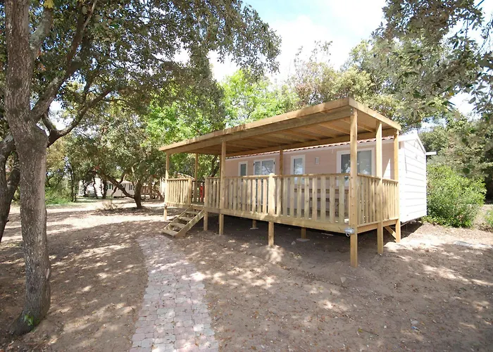 Parco Della Gallinara Tatil parkı Lido dei Pini